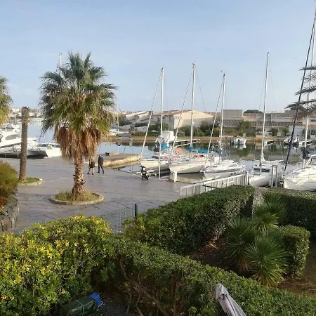Cap Capistol Le Cap D'agde Vue Port アパート アグド