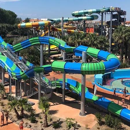 Cap Capistol Le Cap D'agde Vue Port *